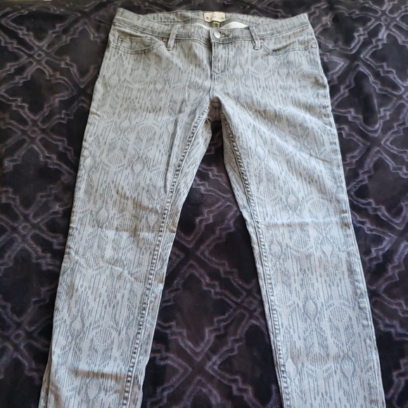 Roxy grey denim tribal print jeans - Picture 1 of 6